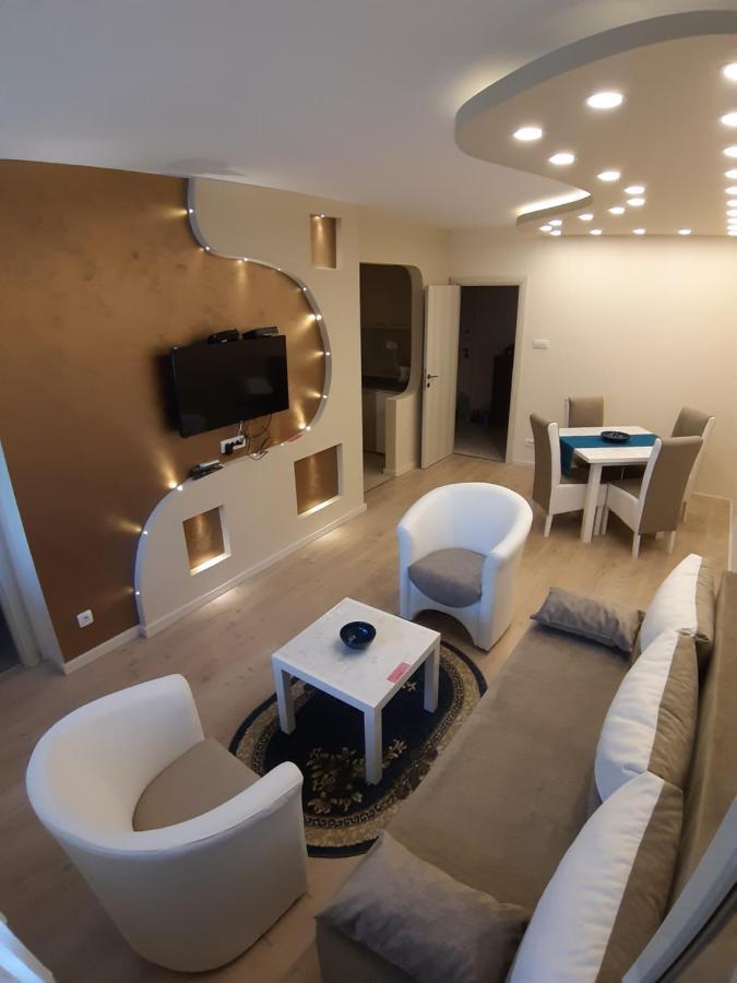 Danube Blue 2 Apartment Belgrade Luaran gambar