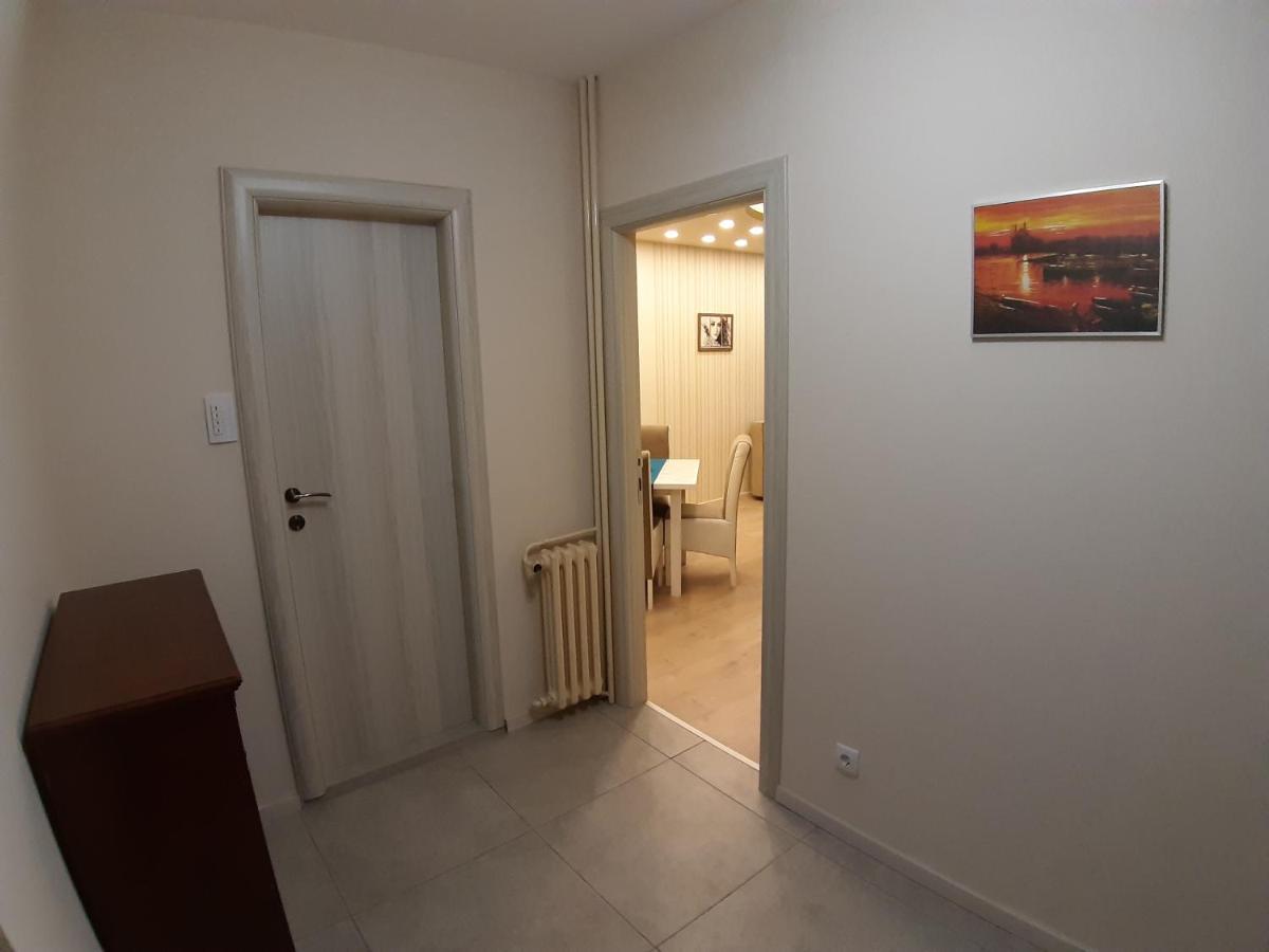 Danube Blue 2 Apartment Belgrade Luaran gambar